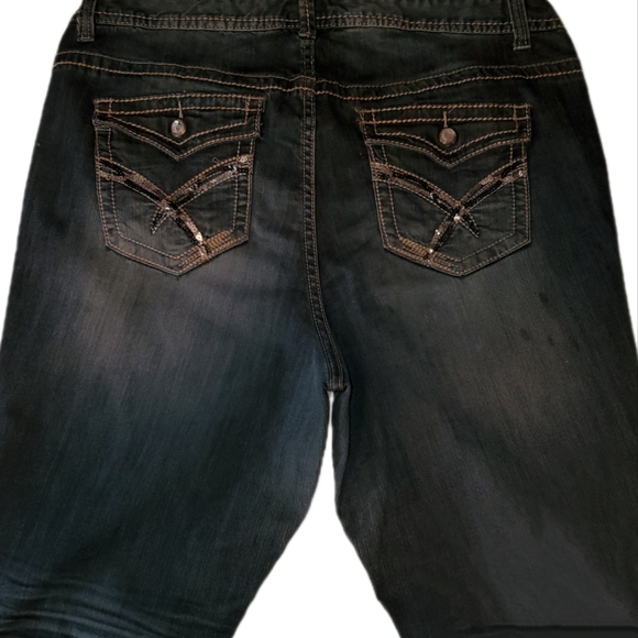 Lane Bryant Women's Englished Deconstructed Flared Jeans Size 20 - Picture 4 of 8